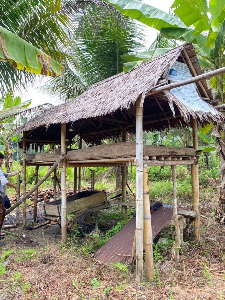 Rumah Tila-Tila, Simbol Warga Leleseng Merawat Alam dan Menjaga Tradisi Bertani